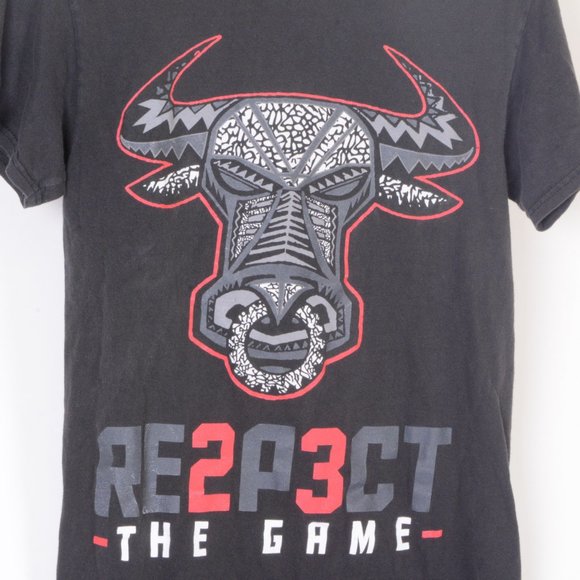 2 MONKEYS Respect the Game Michael Jordan Chicago Bulls tee in EUC! - Picture 3 of 4